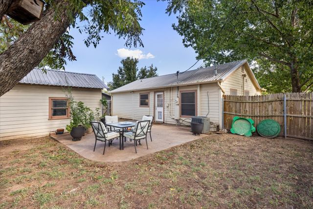 310 W 6th Street, Tolar, TX 76476
