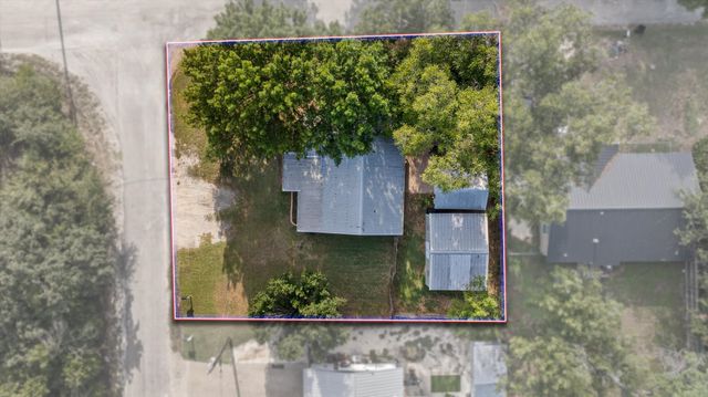 310 W 6th Street, Tolar, TX 76476