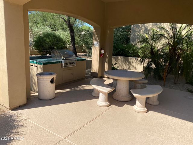 19550 N GRAYHAWK Drive 1024, Scottsdale, AZ 85255
