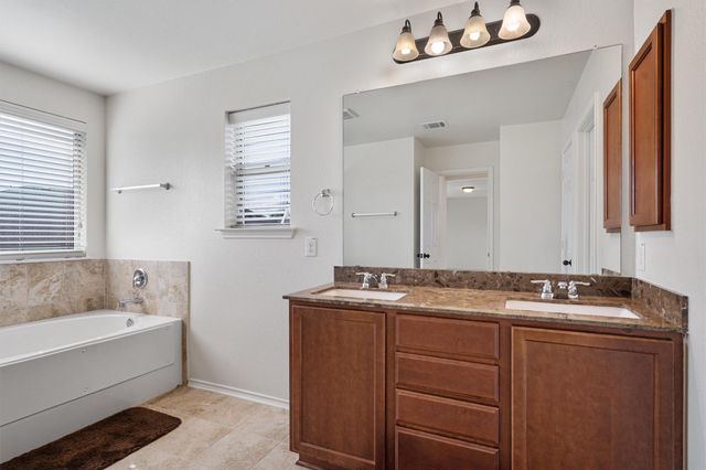 1279 Verna Brooks WAY, Kyle, TX 78640