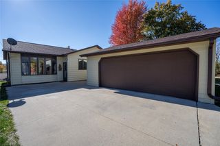 1221 Monroe Drive, Newton, IA 50208