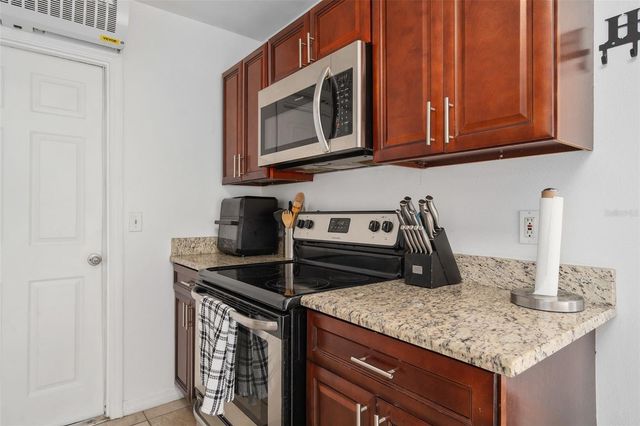 101 SENECA POINT TRL, Kissimmee, FL 34746