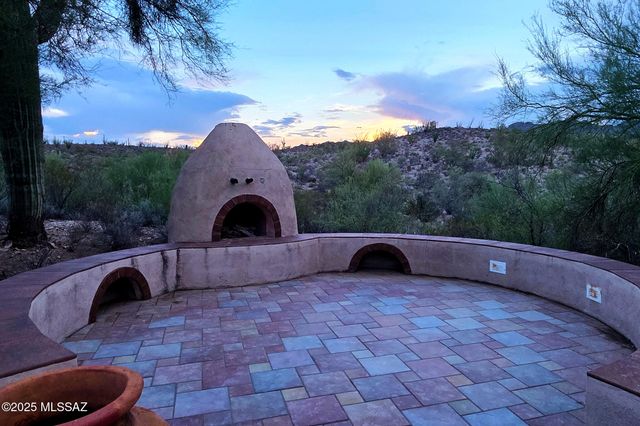4055 N Placita Del Venado, Tucson, AZ 85745