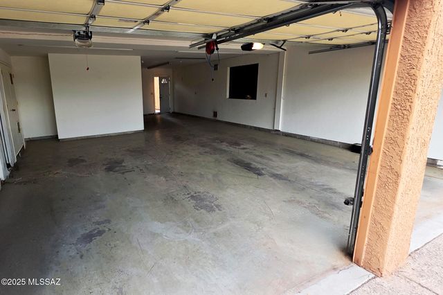 4055 N Placita Del Venado, Tucson, AZ 85745