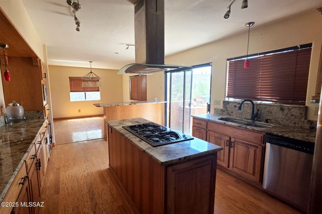 4055 N Placita Del Venado, Tucson, AZ 85745