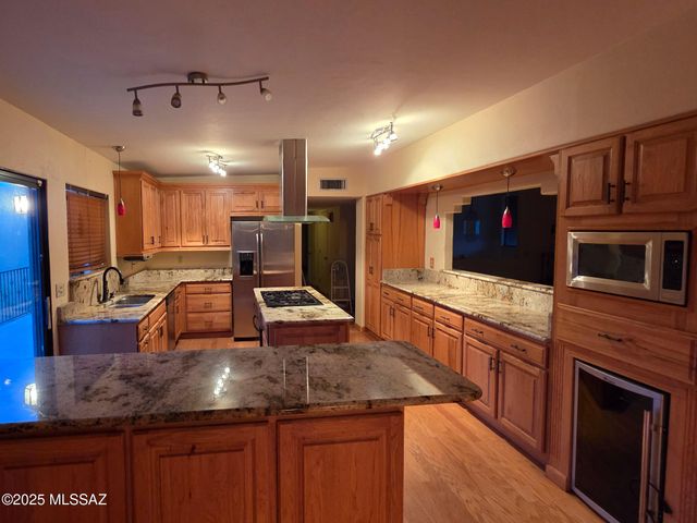 4055 N Placita Del Venado, Tucson, AZ 85745