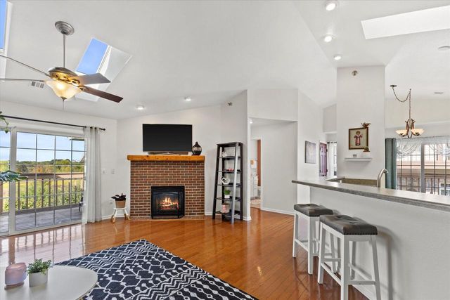 9285 S 51st STREET, Franklin, WI 53132