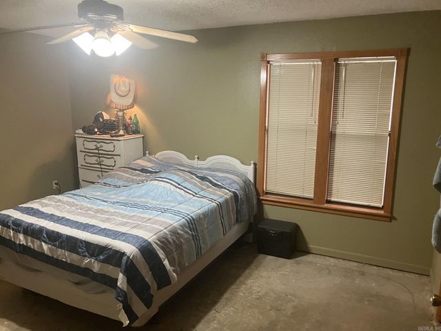 8617 Pawnee Drive, Benton, AR 72019