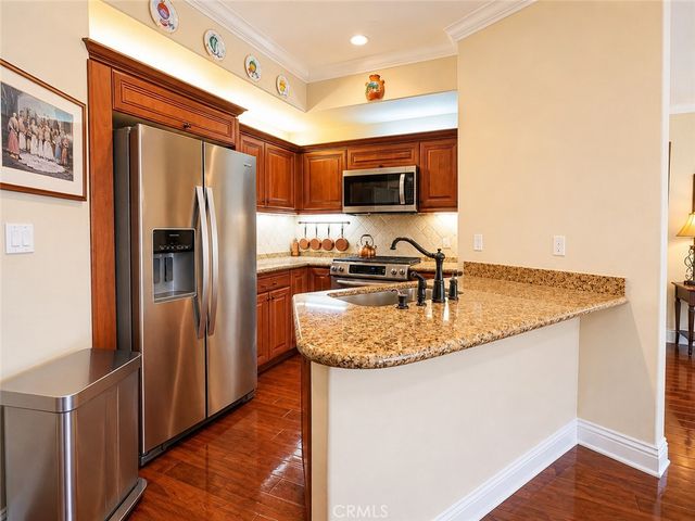 901 Deep Valley 309, Rolling Hills Estates, CA 90274