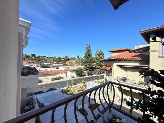 901 Deep Valley 309, Rolling Hills Estates, CA 90274