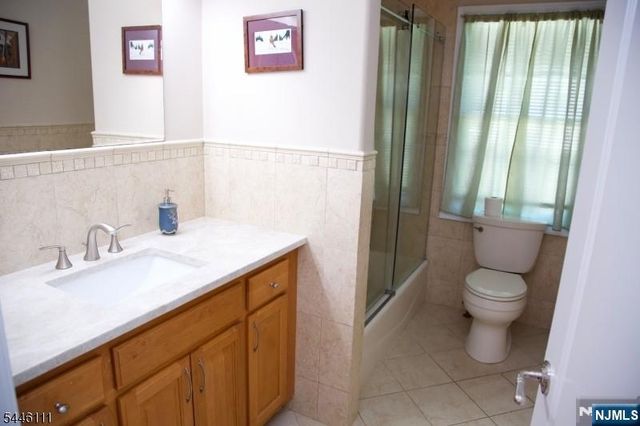 20 Hugenot Street, East Hanover Twp, NJ 07936
