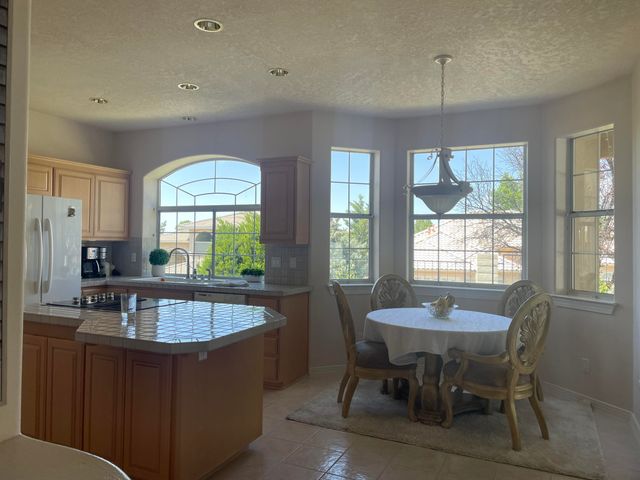 11035 Bridgepointe Court NE, Albuquerque, NM 87111