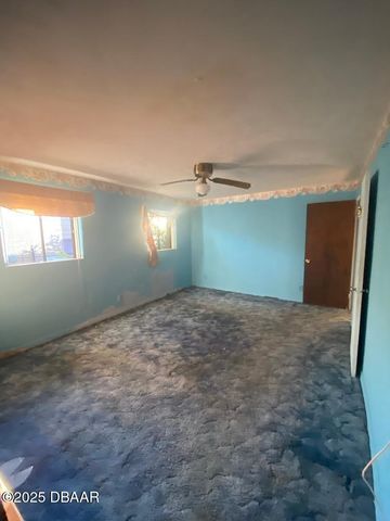 1916 N Halifax Avenue, Daytona Beach, FL 32118