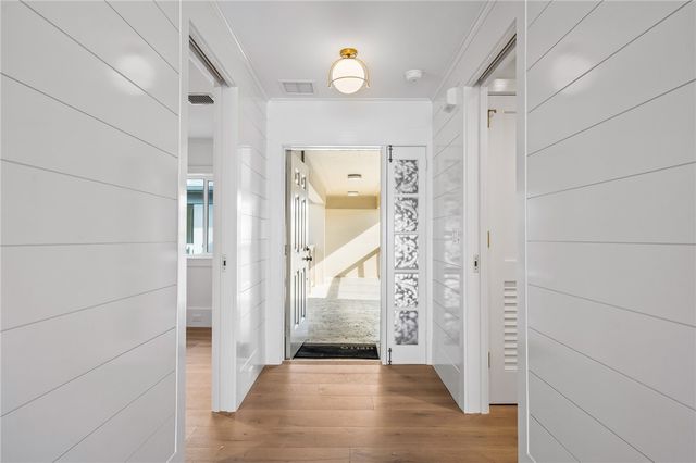 1860 Bay Road 306-E, Vero Beach, FL 32963