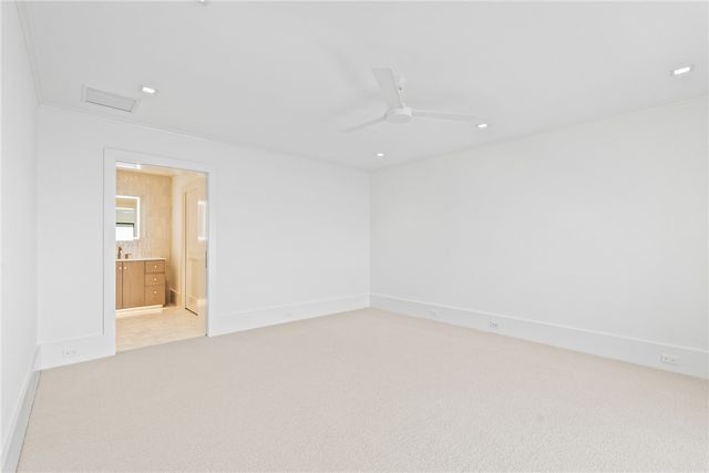 1860 Bay Road 306-E, Vero Beach, FL 32963