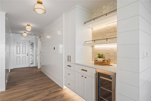 1860 Bay Road 306-E, Vero Beach, FL 32963