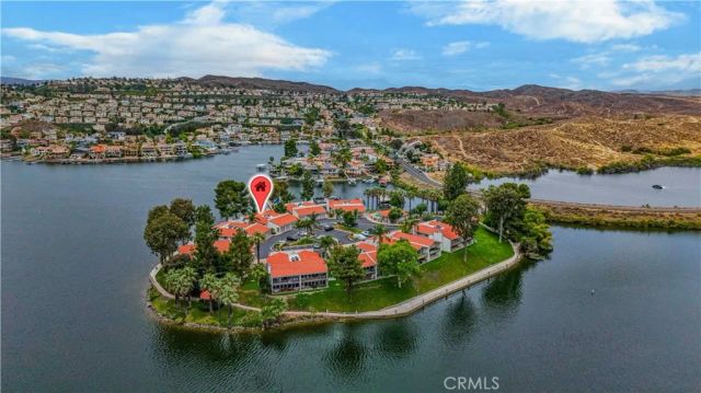 22212 Treasure Island 12, Canyon Lake, CA 92587