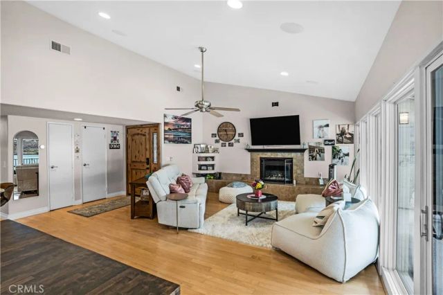 22212 Treasure Island 12, Canyon Lake, CA 92587