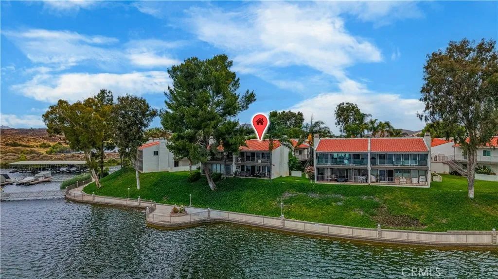 22212 Treasure Island 12, Canyon Lake, CA 92587