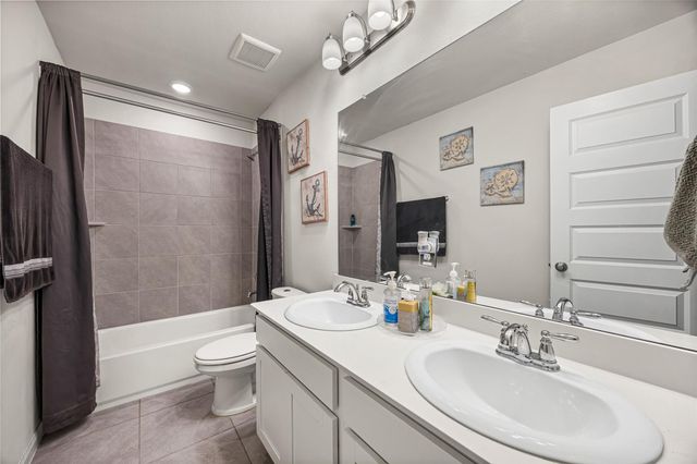 12312 Swae Lee Way, Houston, TX 77048