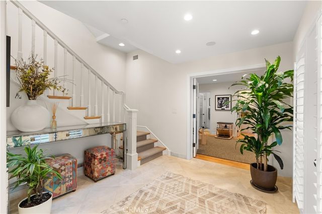 220 20th Street, Manhattan Beach, CA 90266