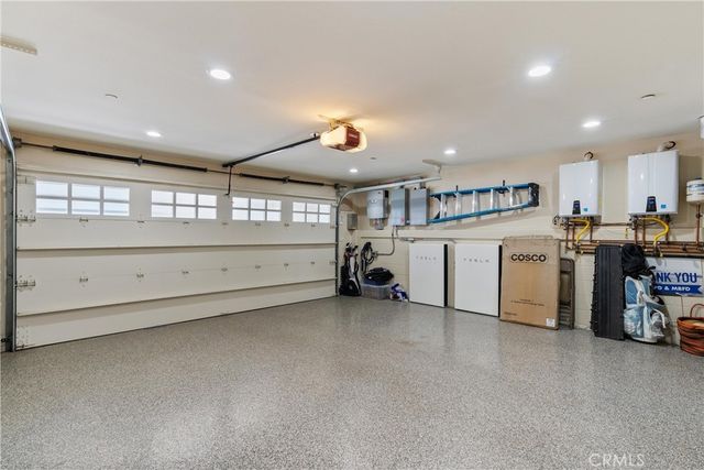 220 20th Street, Manhattan Beach, CA 90266