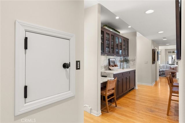 220 20th Street, Manhattan Beach, CA 90266