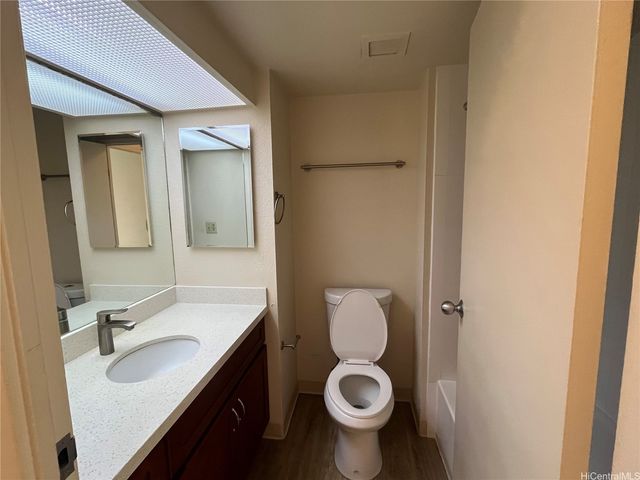 2754 Kuilei Street 1604, Honolulu, HI 96826