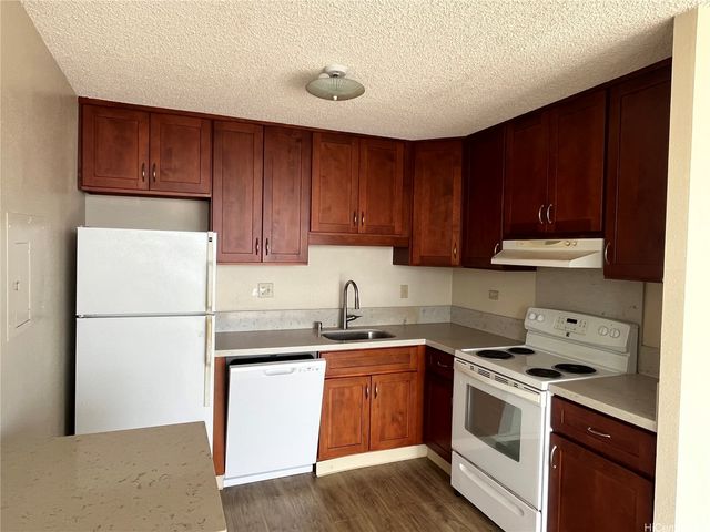 2754 Kuilei Street 1604, Honolulu, HI 96826