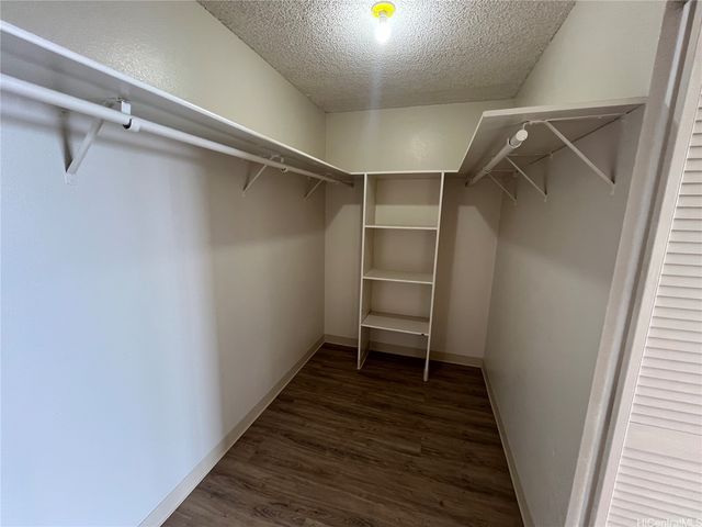 2754 Kuilei Street 1604, Honolulu, HI 96826