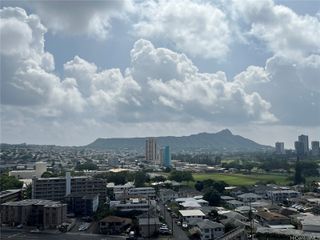 2754 Kuilei Street 1604, Honolulu, HI 96826