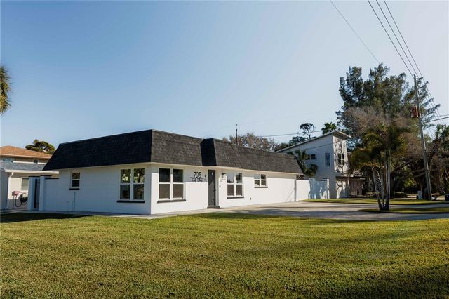 705 GULF BOULEVARD, Belleair Beach, FL 33786