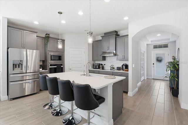 9611 LOST CREEK DRIVE, Winter Garden, FL 34787