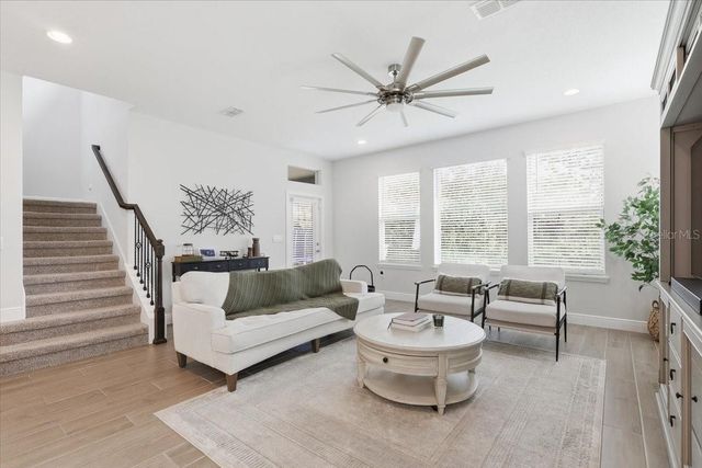 9611 LOST CREEK DRIVE, Winter Garden, FL 34787