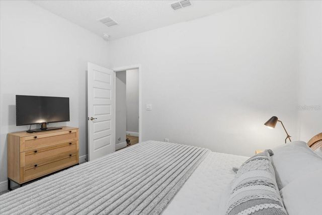 9611 LOST CREEK DRIVE, Winter Garden, FL 34787