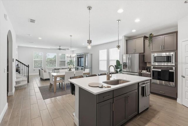 9611 LOST CREEK DRIVE, Winter Garden, FL 34787