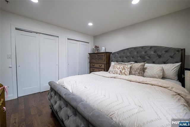 327 71st Street 1E, Guttenberg, NJ 07093