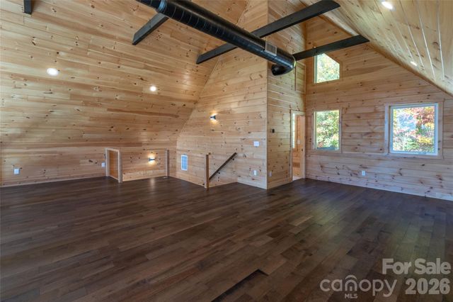 92 Cherahala Lane, Bryson City, NC 28713