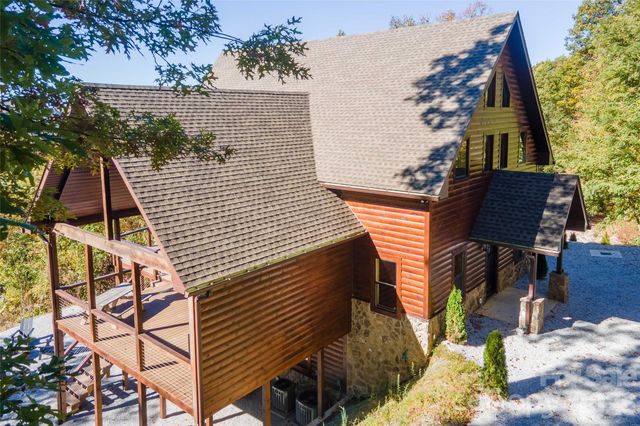 92 Cherahala Lane, Bryson City, NC 28713