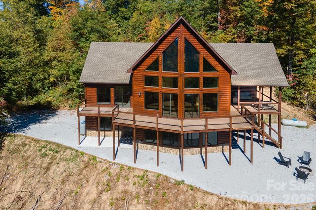 92 Cherahala Lane, Bryson City, NC 28713