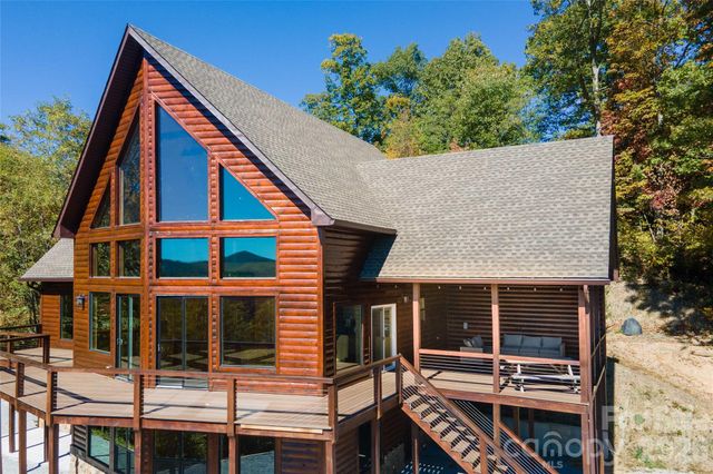 92 Cherahala Lane, Bryson City, NC 28713