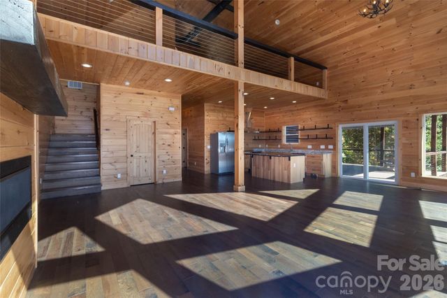 92 Cherahala Lane, Bryson City, NC 28713