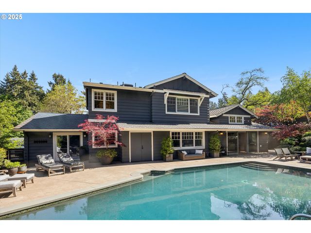 2550 DELLWOOD Dr, Lake Oswego, OR 97034