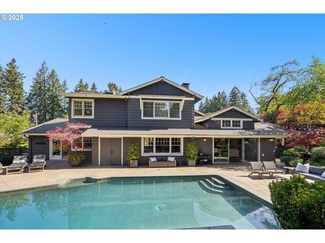 2550 DELLWOOD Dr, Lake Oswego, OR 97034