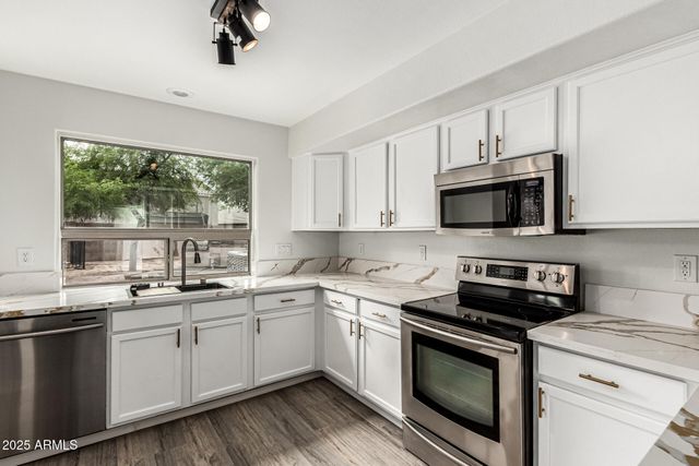 8431 S 50TH Drive, Laveen, AZ 85339