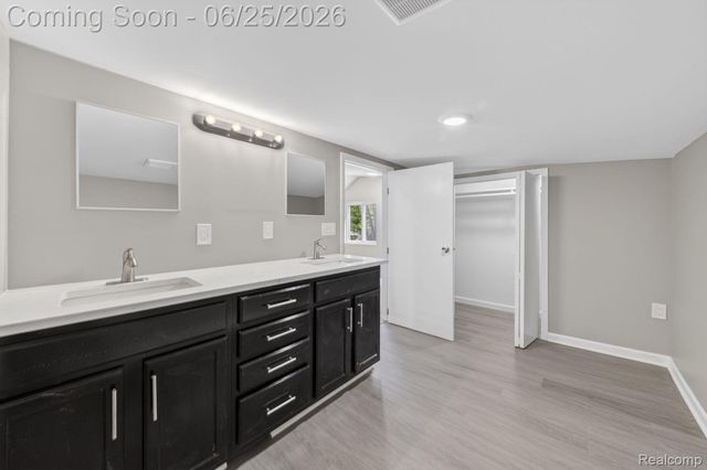 11700 Cornell Street, Taylor, MI 48180