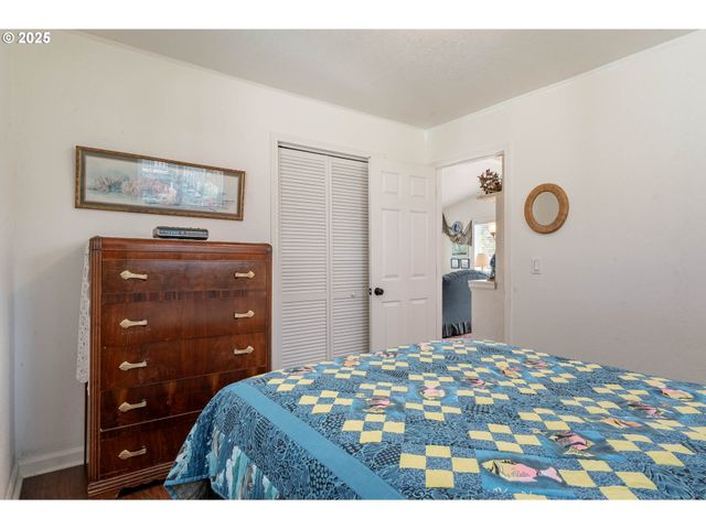 5305 Ne 49TH St, Neotsu, OR 97364