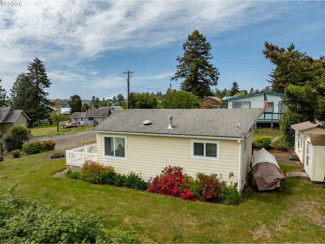 5305 Ne 49TH St, Neotsu, OR 97364