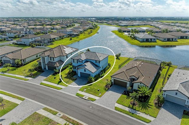 5325 CORAL REEF WAY, Bradenton, FL 34211