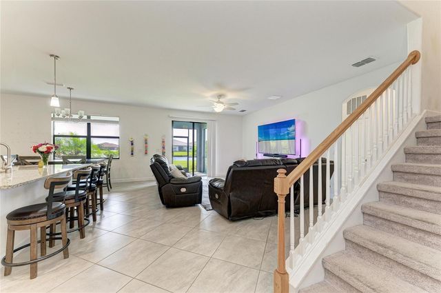5325 CORAL REEF WAY, Bradenton, FL 34211